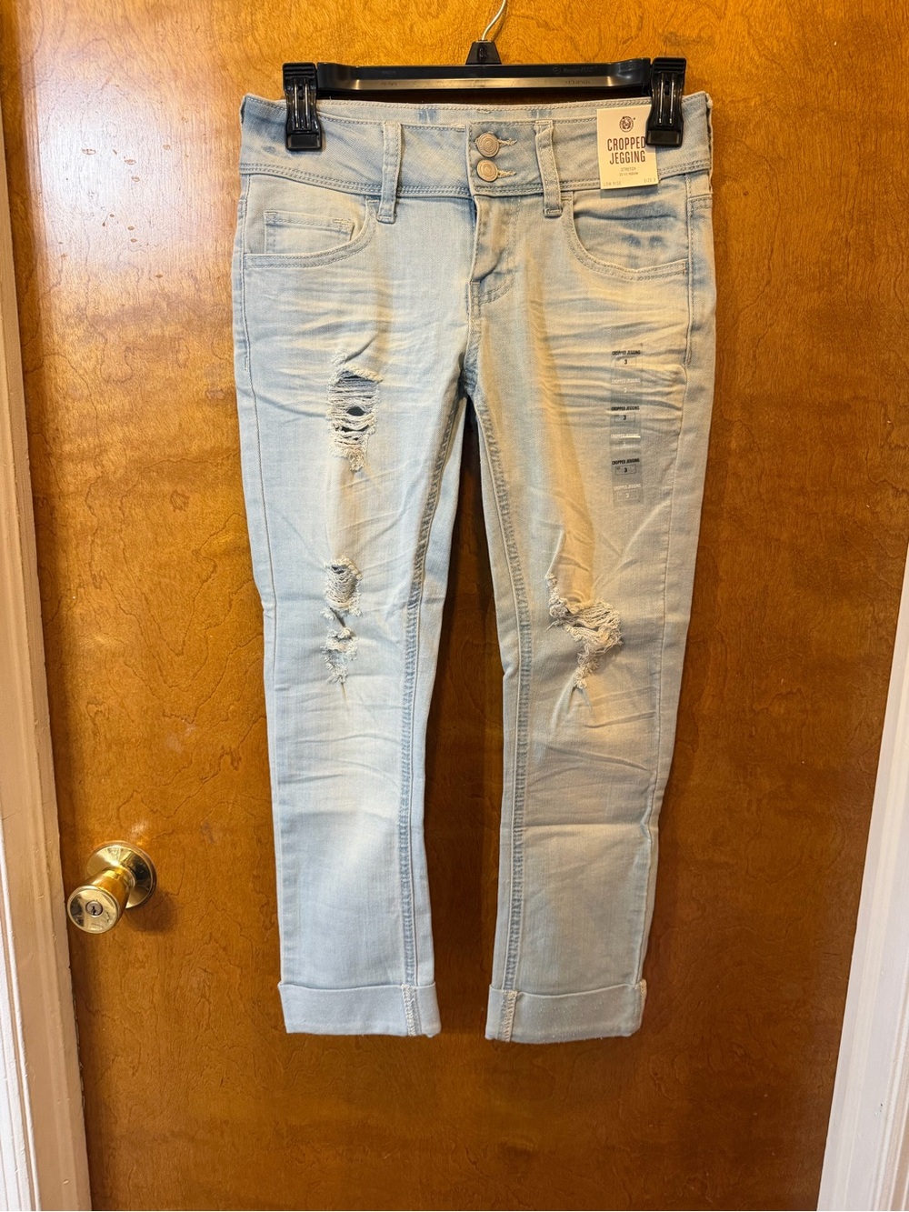 SO Women's Cropped Jegging Low Rise Light Wash Blue Skinny Jeans Size 3